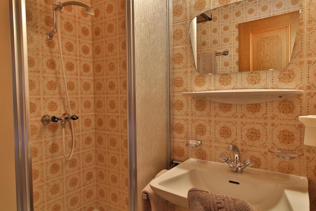 Pension Neururer Sölden Chambre photo